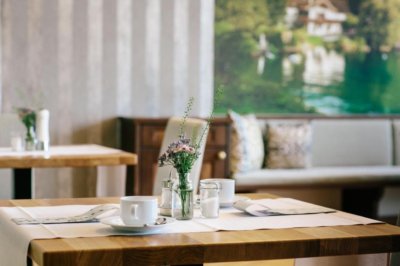 Seehotel Billroth Санкт Гилген Екстериор снимка