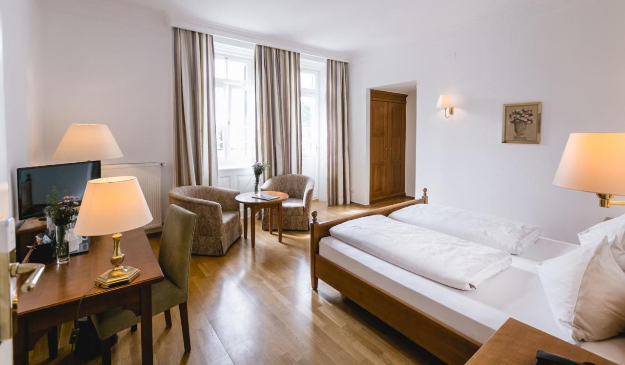 Seehotel Billroth Санкт Гилген Екстериор снимка